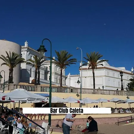 Apartalux Playa La Caleta