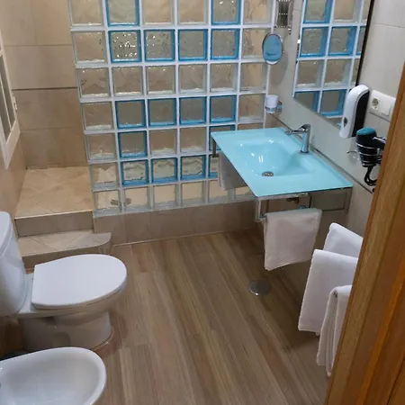 Апартаменты Apartalux Playa La Caleta Кадис