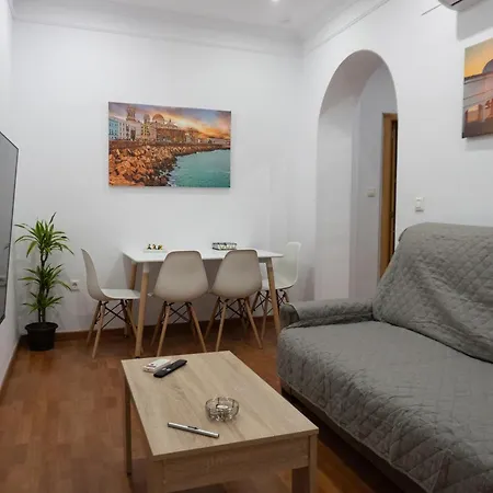 Apartalux Playa La Caleta Кадис